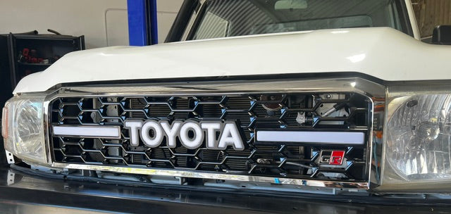 Toyota 70 Series Chrome Grill